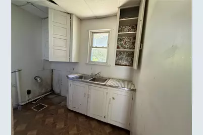 818 S Oakland Ave, Sharon, PA 16146 - Photo 6