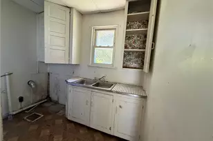 818 S Oakland Ave, Sharon, PA 16146 - Photo 6