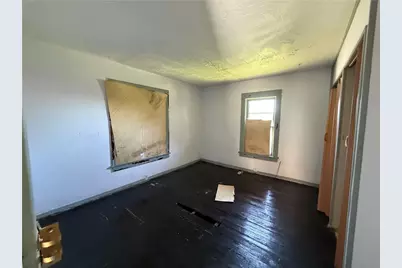 818 S Oakland Ave, Sharon, PA 16146 - Photo 12