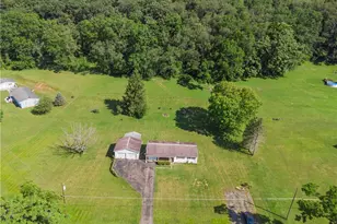 441 Moccasin Hollow Rd, Mount Pleasant Township, PA 15666 - Photo 2