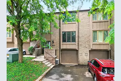 55 Maple Ct, Ross Twp, PA 15237 - Photo 2