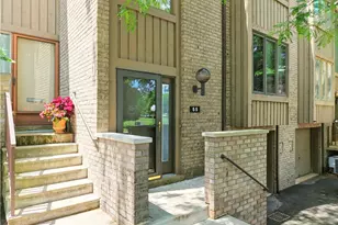 55 Maple Ct, Ross Twp, PA 15237 - Photo 4