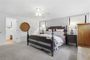 328 Canterbury Dr, Pittsburgh, PA 15238 - Photo 24