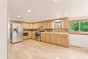 251 Evergreen Ln, Mount Pleasant Township, PA 15610 - Photo 24