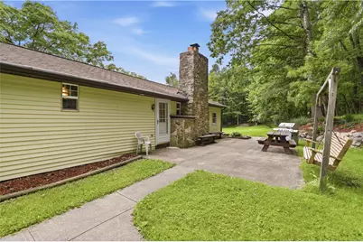 251 Evergreen Ln, Mount Pleasant Township, PA 15610 - Photo 10
