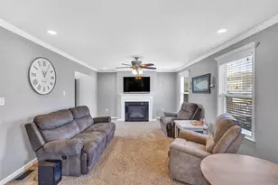 130 Naughton Cir, Forward Township, PA 16033 - Photo 10