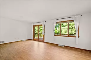 407 Hilltop Ln, Canton Township, PA 15301 - Photo 18