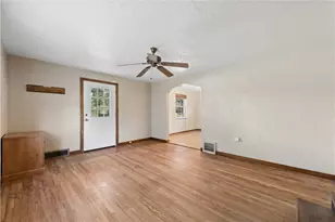15 Mechling Wy, Greensburg, PA 15601 - Photo 4