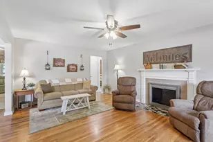 405 Vineyard Dr, Richland, PA 15044 - Photo 4