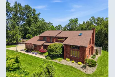 2360 West Gate Drive, Pittsburgh, PA 15237 - Photo 4
