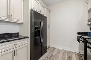 201 Adams Pointe Blvd, Adams Township, PA 16046 - Photo 10