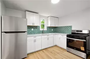877 E 11th Ave, Munhall, PA 15120 - Photo 8
