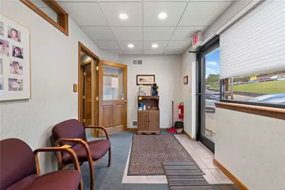 5824 Library Road, Bethel Park, PA 15102 - Photo 10