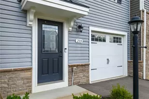 233 Chesna Dr, Pittsburgh, PA 15234 - Photo 2