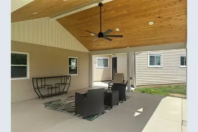 112 Rolling Hills Drive, Center Township, PA 15061 - Photo 10