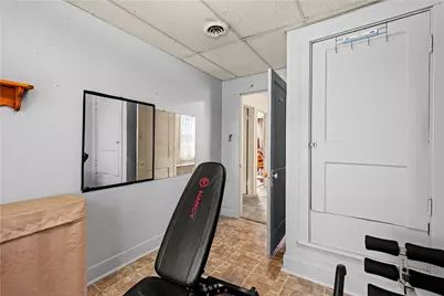 1227 Illinois Ave, Pittsburgh, PA 15216 - Photo 18