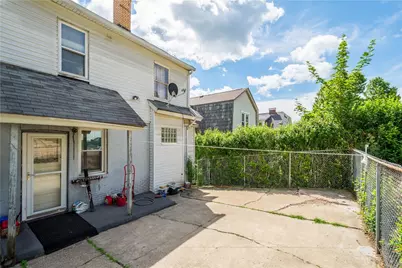1227 Illinois Ave, Pittsburgh, PA 15216 - Photo 24