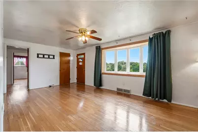 319 Saratoga Dr, Pittsburgh, PA 15236 - Photo 4