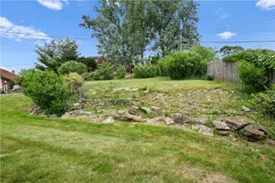 319 Saratoga Dr, Pittsburgh, PA 15236 - Photo 22