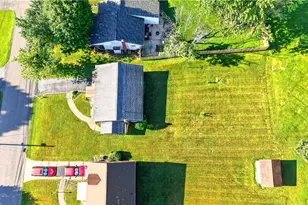 210 Dicio St, North Strabane, PA 15317 - Photo 4