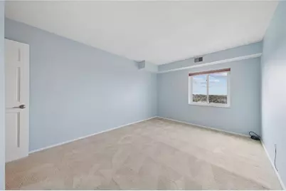 5600 Munhall Rd #905, Pittsburgh, PA 15217 - Photo 14