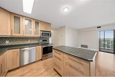 5600 Munhall Rd #905, Pittsburgh, PA 15217 - Photo 6