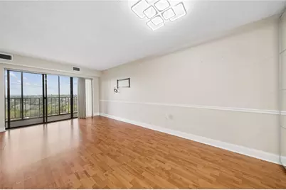 5600 Munhall Rd #905, Pittsburgh, PA 15217 - Photo 12