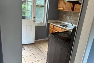 2319 Dartmore, Pittsburgh, PA 15210 - Photo 8
