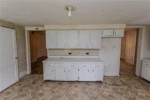 3 Pottstown St, Dunbar, PA 15431 - Photo 8