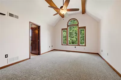 2450 Dogwood Drive, Pittsburgh, PA 15090 - Photo 32