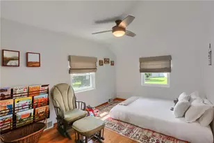 141 E Wedgewood Dr, Ross Twp, PA 15229 - Photo 24