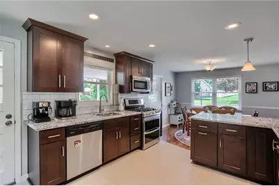 141 E Wedgewood Dr, Ross Twp, PA 15229 - Photo 16