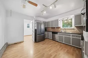 224 S Evaline St, Friendship Park, PA 15224 - Photo 10
