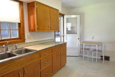4204 Vistaview St, West Mifflin, PA 15122 - Photo 12