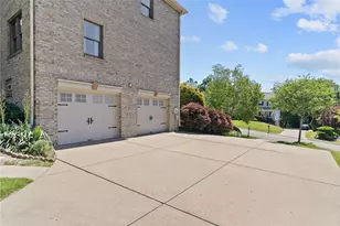 137 Field Club Dr, Robinson Twp, PA 15136 - Photo 40