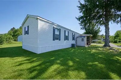 908 Chester, Cranberry Township, PA 16066 - Photo 2
