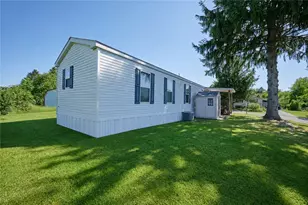 908 Chester, Cranberry Township, PA 16066 - Photo 2