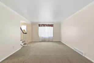 1307 Silver Ln, Robinson Twp, PA 15108 - Photo 8