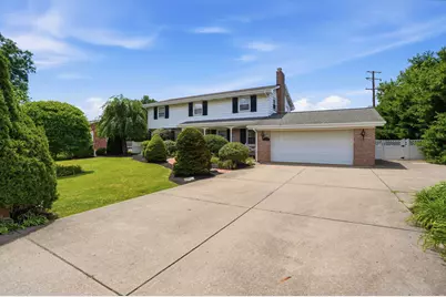 1307 Silver Lane, Robinson Twp, PA 15108 - Photo 2