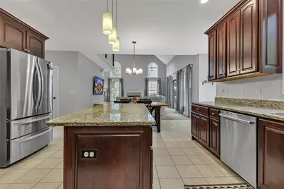166 Eric Dr, Brighton Township, PA 15009 - Photo 10