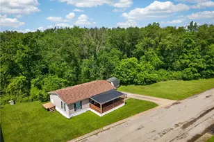424 Castle Rd, Chartiers, PA 15301 - Photo 28