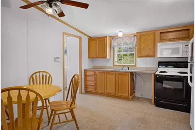 424 Castle Rd, Chartiers, PA 15301 - Photo 12