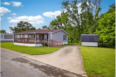 424 Castle Rd, Chartiers, PA 15301 - Photo 2