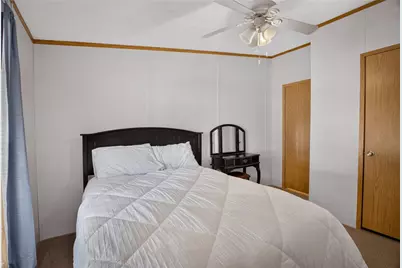 424 Castle Rd, Chartiers, PA 15301 - Photo 20