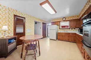 905 Watt Rd, Washington Township, PA 15613 - Photo 12