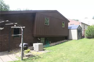106 Larchwood Dr, Wilkins Township, PA 15145 - Photo 2