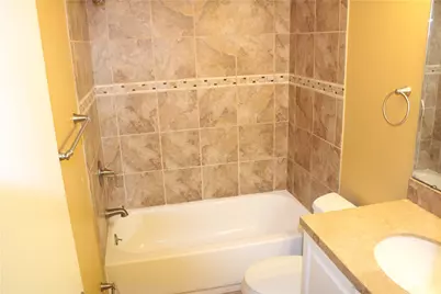 106 Larchwood Dr, Wilkins Township, PA 15145 - Photo 8