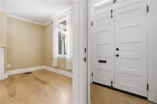 4 Clarendon Pl, Friendship Park, PA 15206 - Photo 4