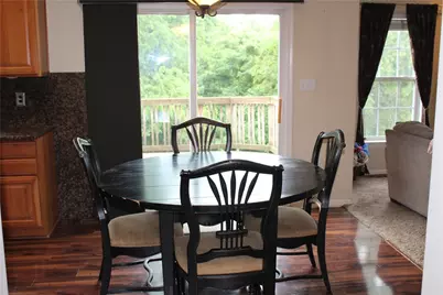 165 Hunters Run Dr, Moon/Crescent Twp, PA 15108 - Photo 8