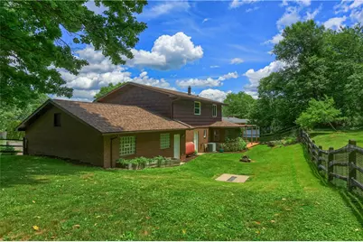 106 Colonial Way, Center Township, PA 15001 - Photo 40